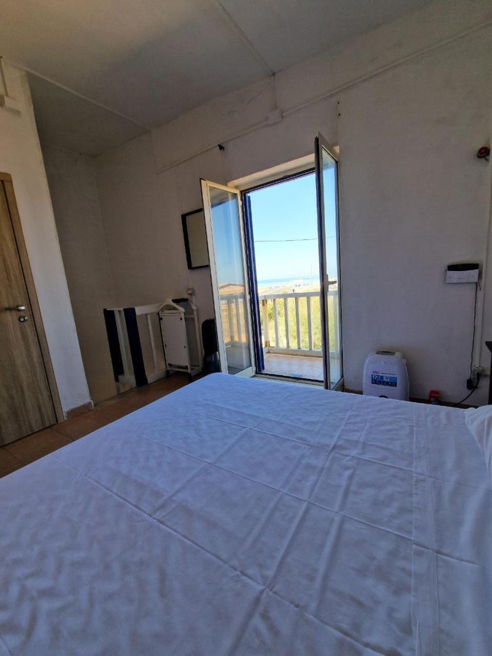 Beach Suites - By Lido Scalzone Castel Volturno Luaran gambar