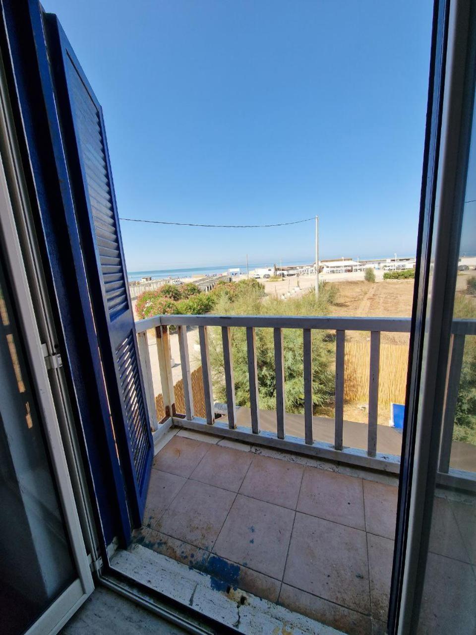 Beach Suites - By Lido Scalzone Castel Volturno Luaran gambar